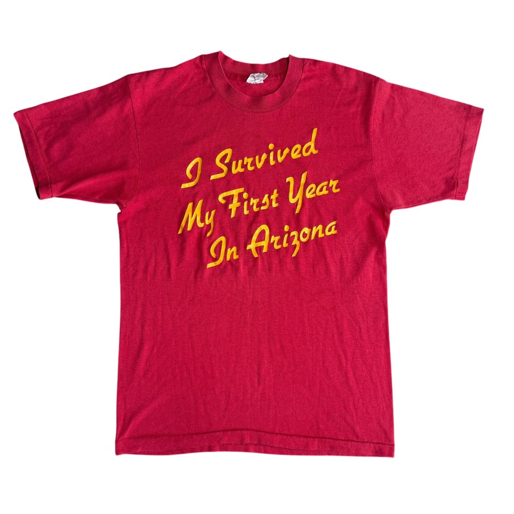 Vintage 80s Humor Survived My First Year In Arizona T-Shirt Single Stitch M Red